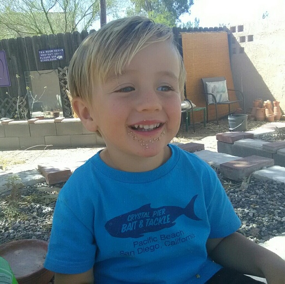 Meet your Posher, Chris - Picture 1 of 2